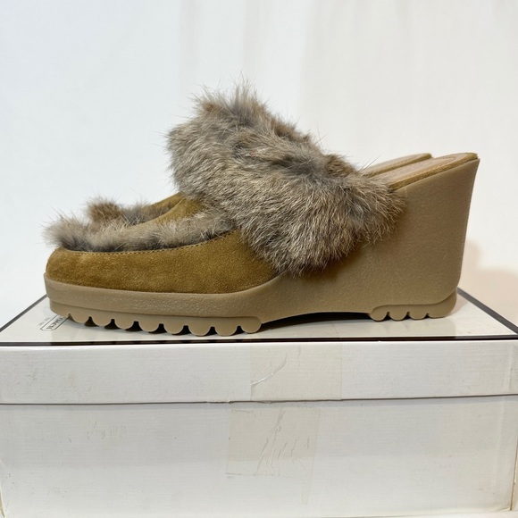 Vintage 9 Coach A0018 Kaela Tan Camel Suede Fur Wedge Mule - Picture 4 of 7